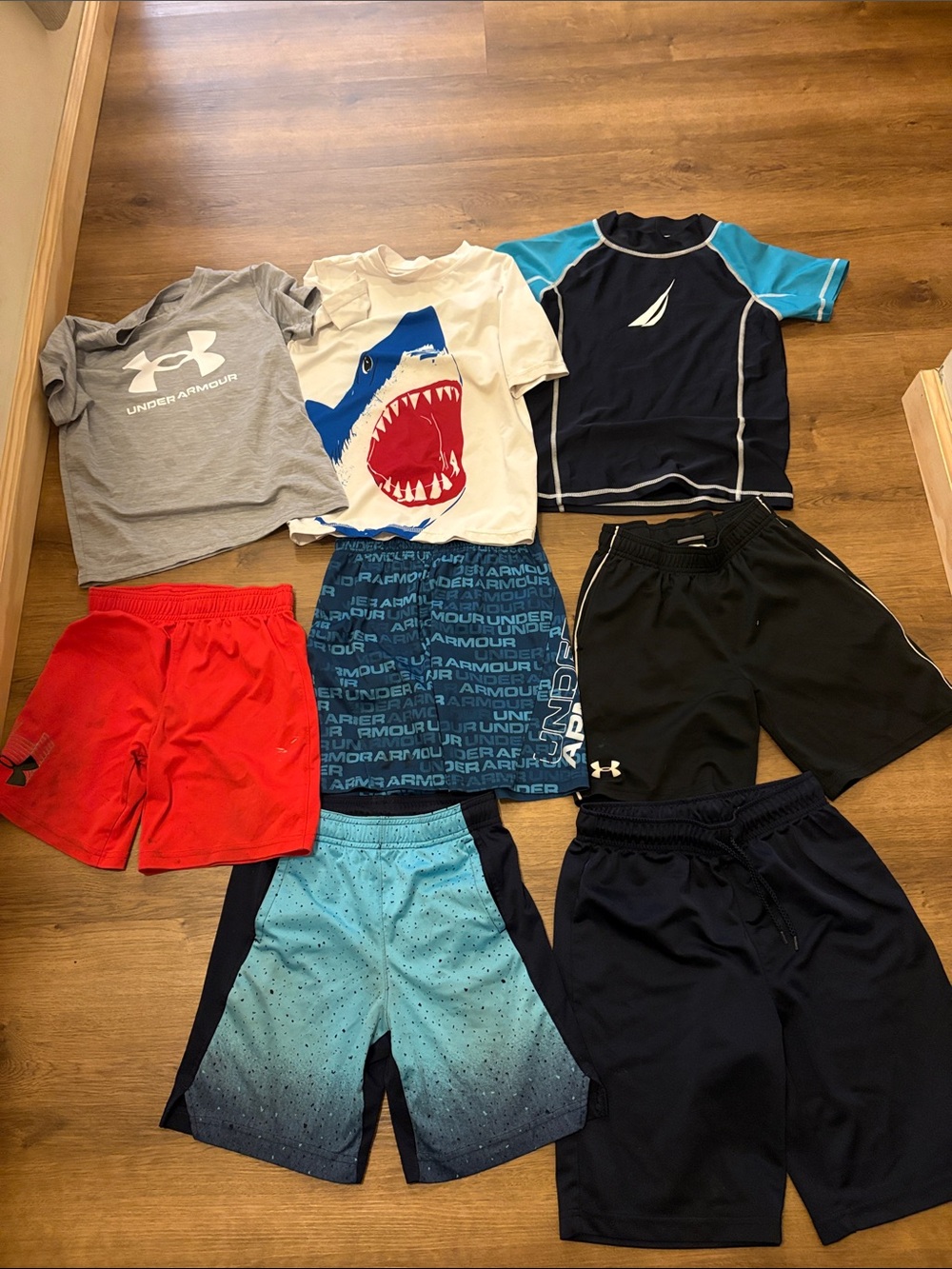 Kids 7-Piece Athletic Set - Gray, White, Red, Blue, Black, Teal